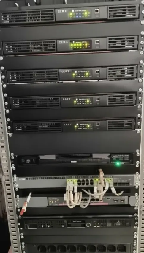 Rak repeater MOTOTRBO
